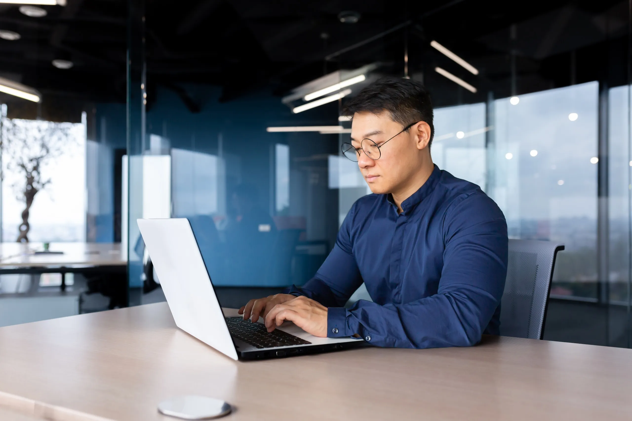 people work with computers